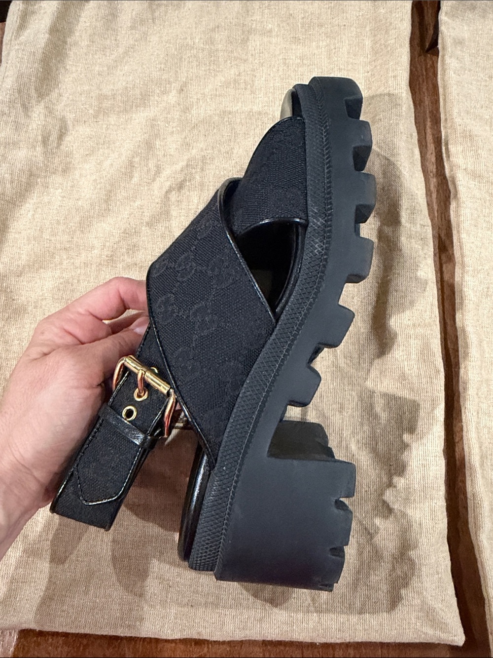 Gucci Black Crisscross GG Canvas Slingback Sandals with Gold Buckle - Picture 6 of 10